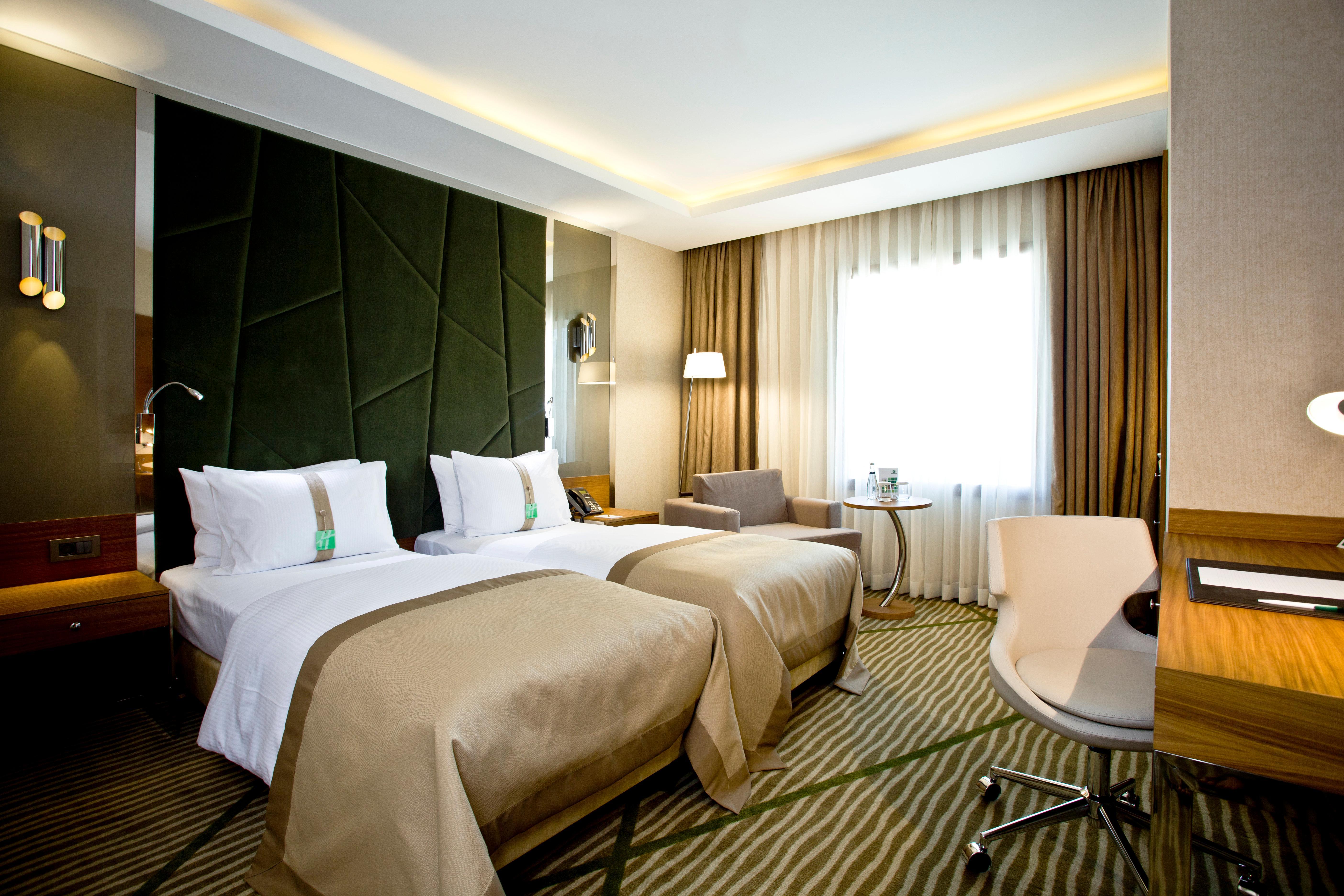 Holiday Inn Gaziantep, an IHG Hotel Buitenkant foto